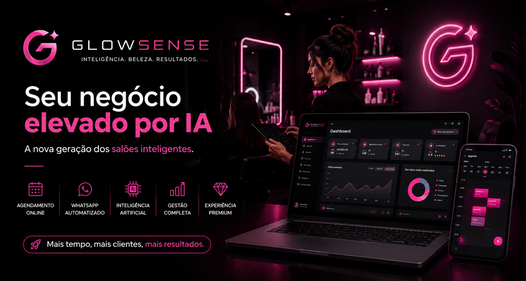 GlowSense AI em um salão premium — dashboard no notebook e agenda no celular